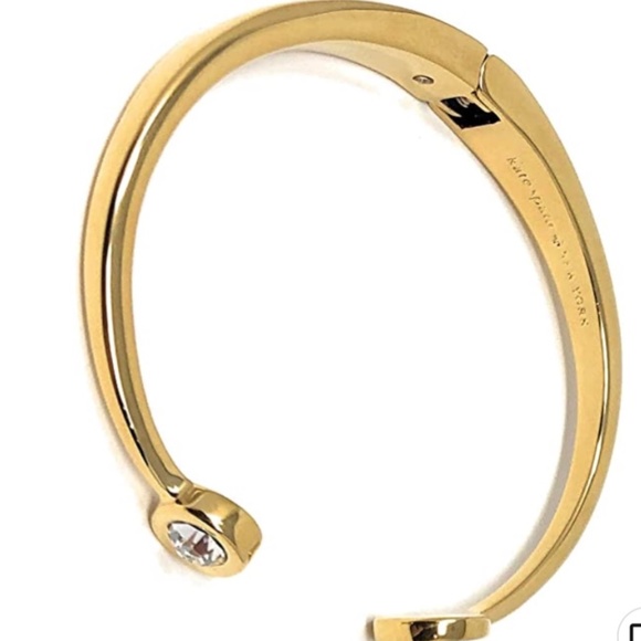 New Kate Spade Bracelet Spot The Spade Gold Tone Black Spade Crystal Open Hinge - Picture 3 of 3